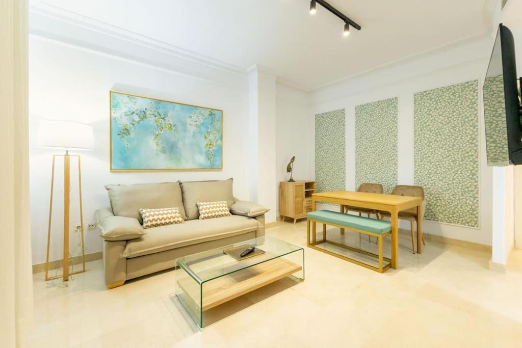 Imperial Central Suite By Valcambre Sevilha Exterior foto